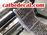 Kỹ thuật cắt bế Decal tại xưởng in Decal vận hàng bằng máy bế Decal Mimaki Nhật Bản